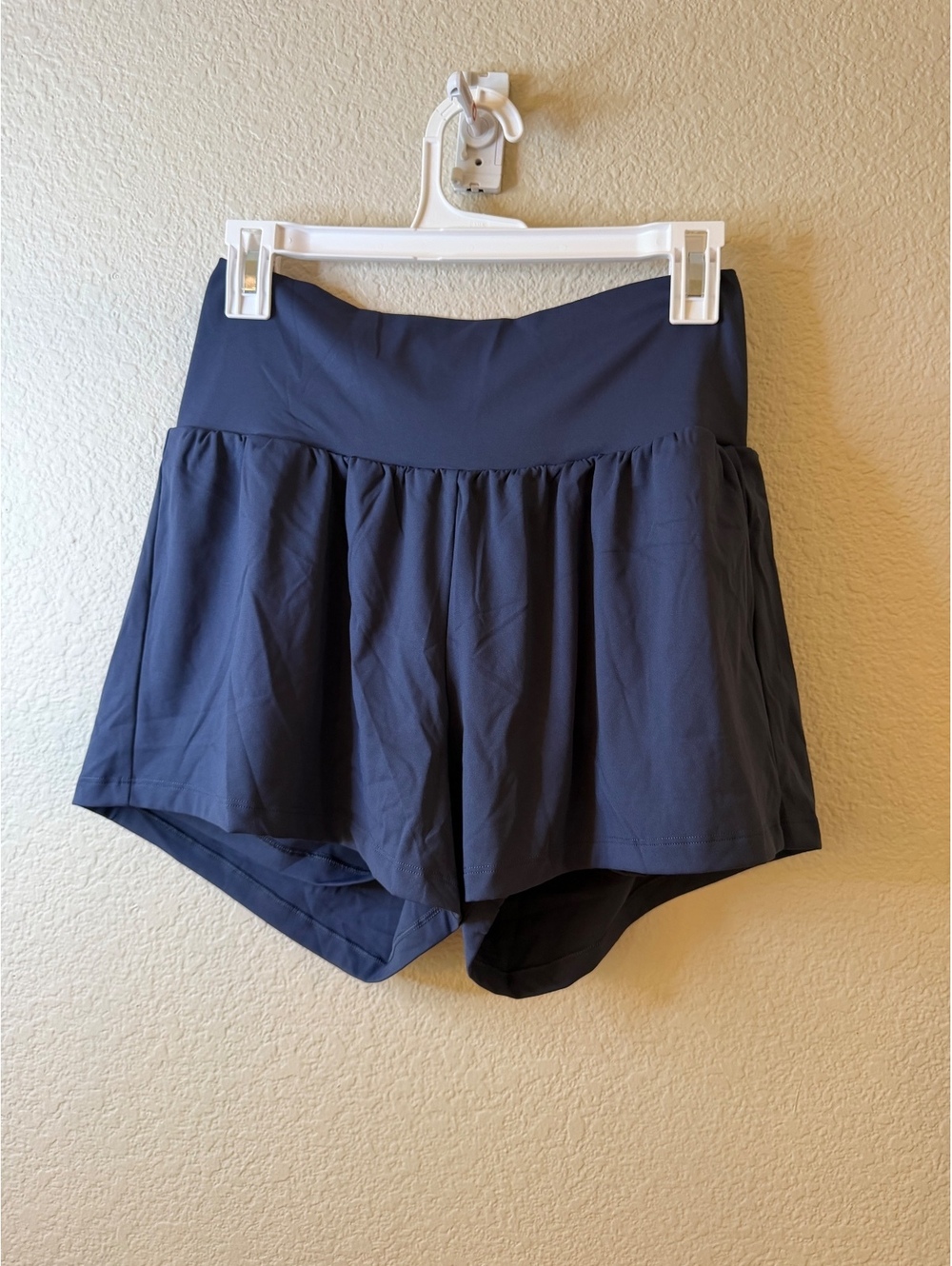 Halara Large 3” Navy Double Lined Shorts